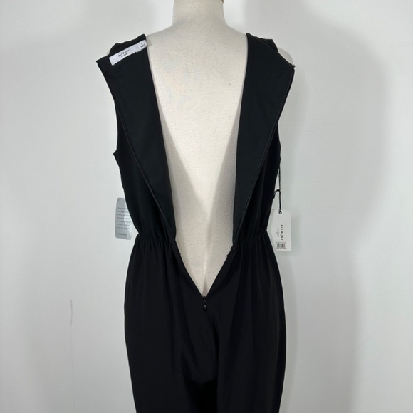 NWT Ali & Jay Sz L Black Sleeveless Flowy Lightweight One Piece Pant Jumpsuit - Picture 11 of 16